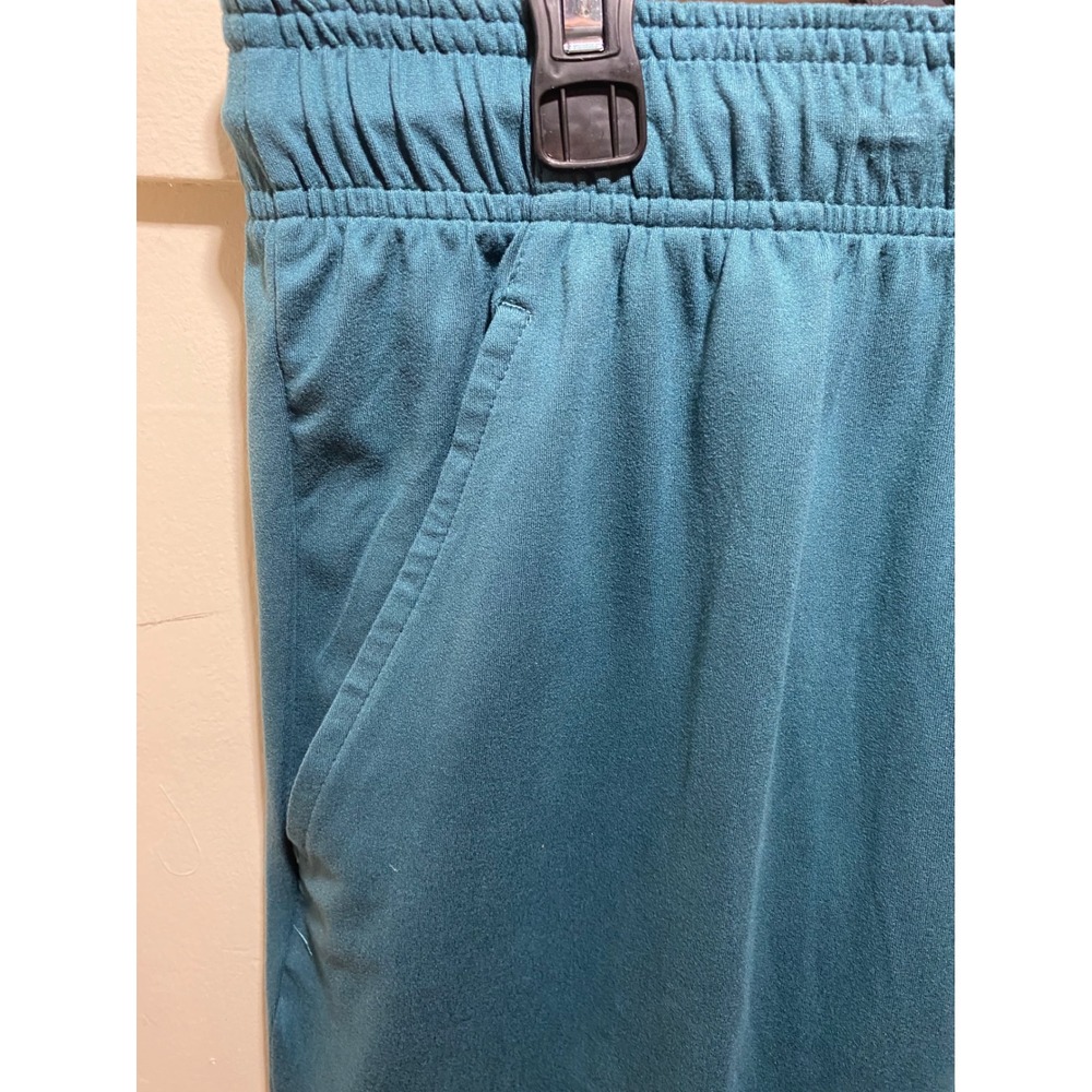 Reebok Mens Core Shorts Balsam Teal Green 9 Inch Inseam REM231SH53336 Size M NWT - Picture 2 of 6